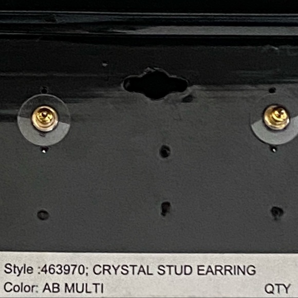 Vintage Linda Lundstrom Drop Crystal Stud Earrings - Picture 4 of 7